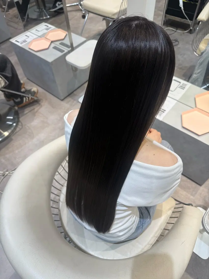 ロング カラー 透明感カラー グレージュ トリートメント ヘアカラー トリートメント 💎透明感カラー特化 💎TAISEIのヘアスタイル