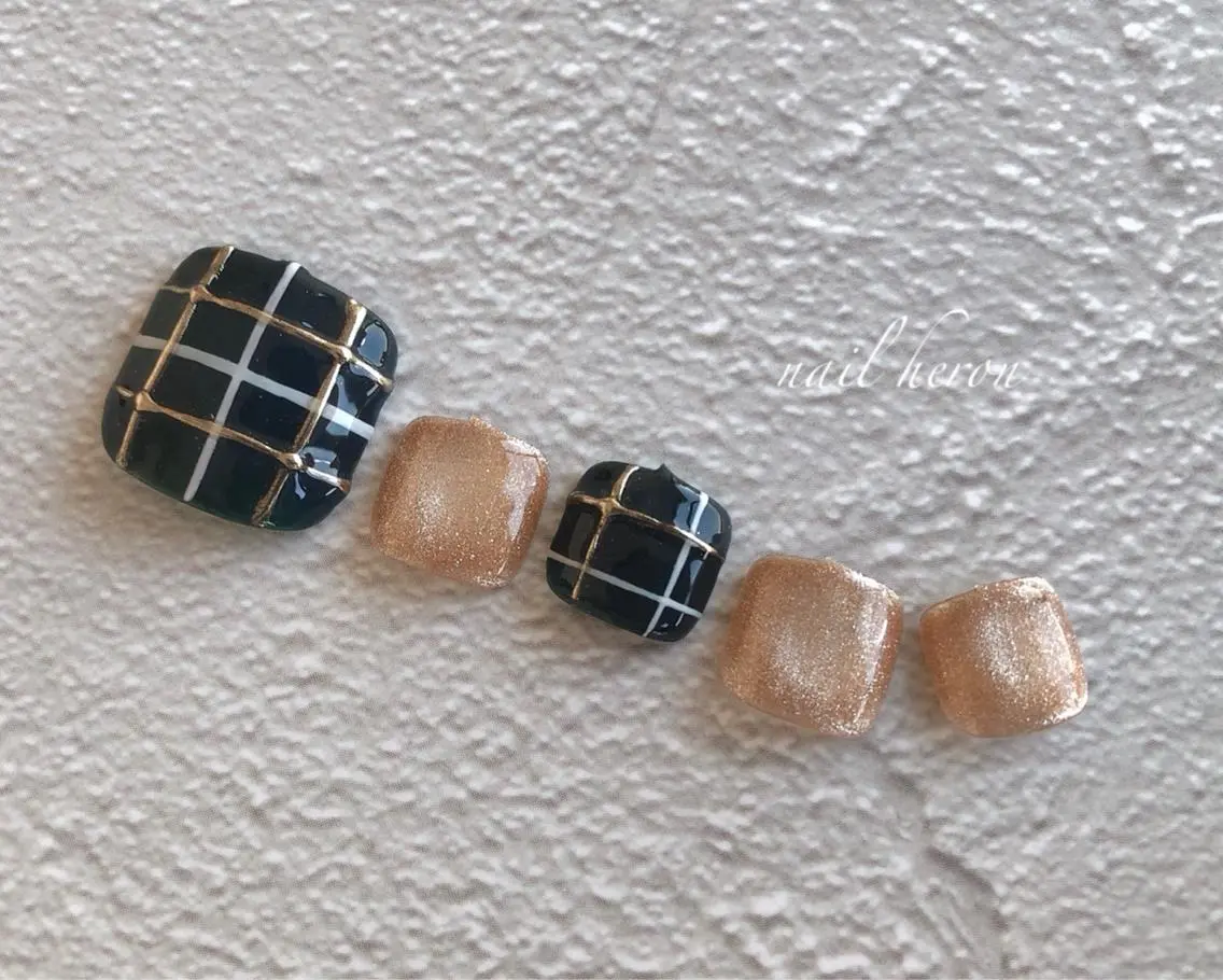 ネイル フットネイル saki_ nail heronのネイルデザイン