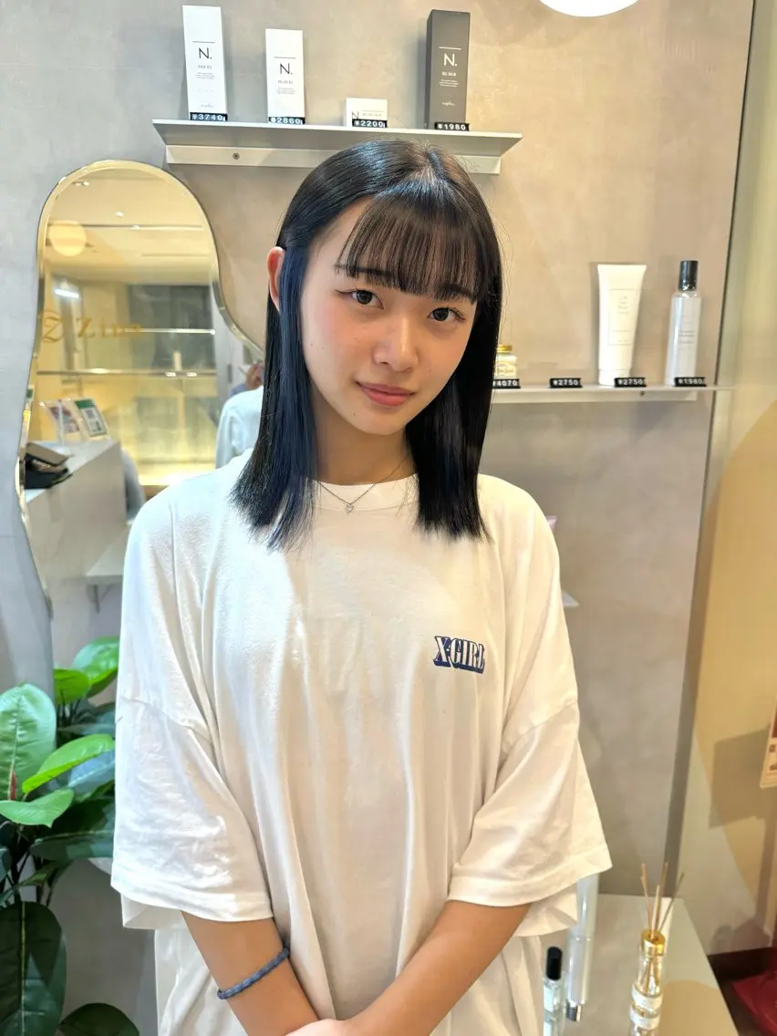 セミロング カラー ブルーカラー インナーカラー ヘアカラー 韓国ヘア🇰🇷/ 顔周り/松田光里のヘアスタイル