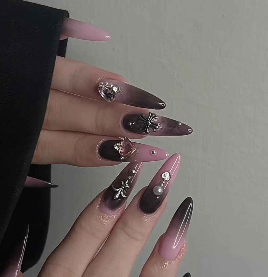 ネイル ハンドネイル Pure&Rich Nailのネイルデザイン