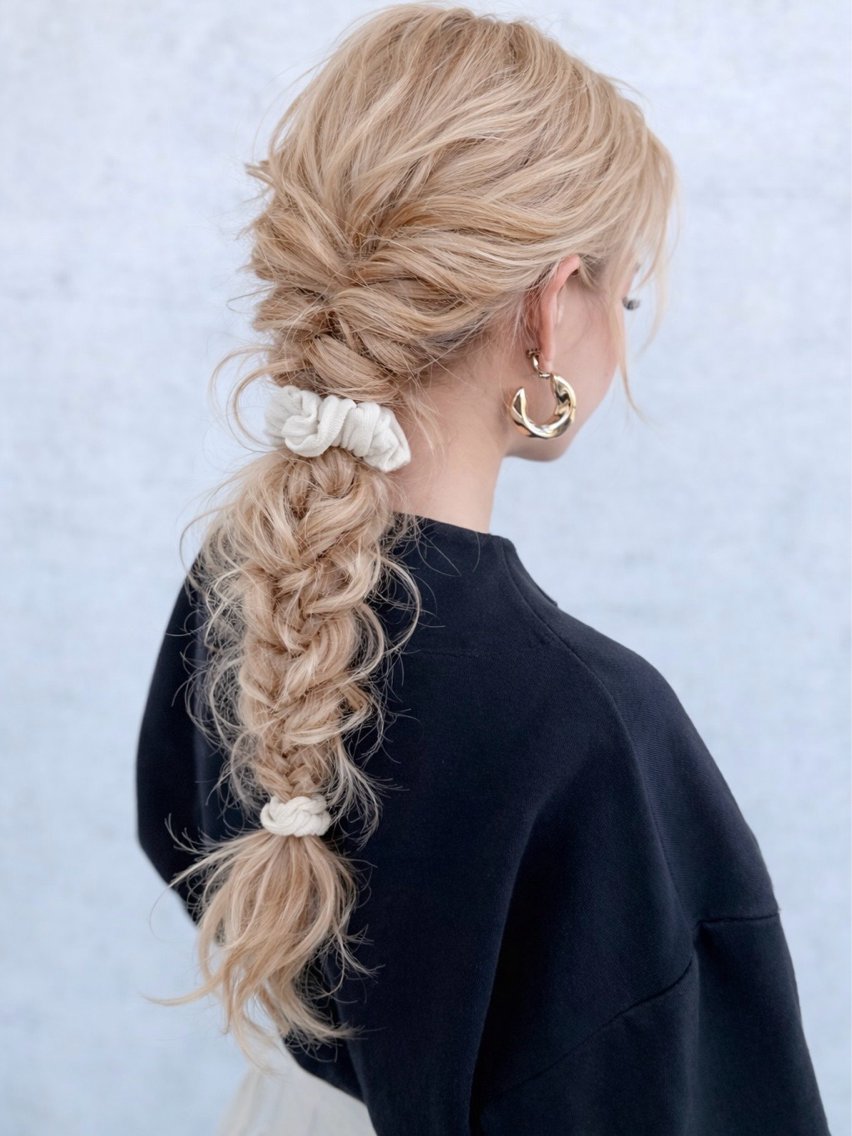 ロング カラー ヘアアレンジ Gdobant 美玲のヘアスタイル