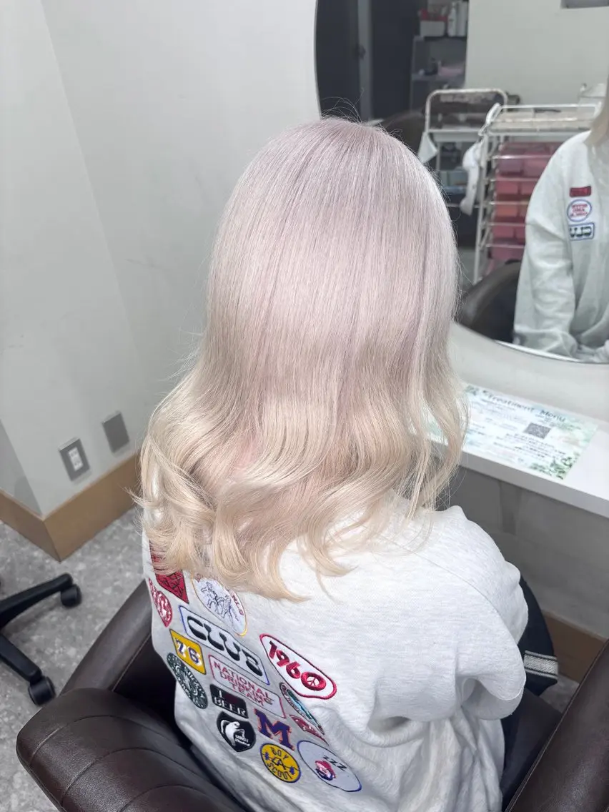 ロング カラー ヘアカラー トリートメント ヘッドスパ 【ハイトーン特化】 🦋森山陽向/大宮のヘアスタイル