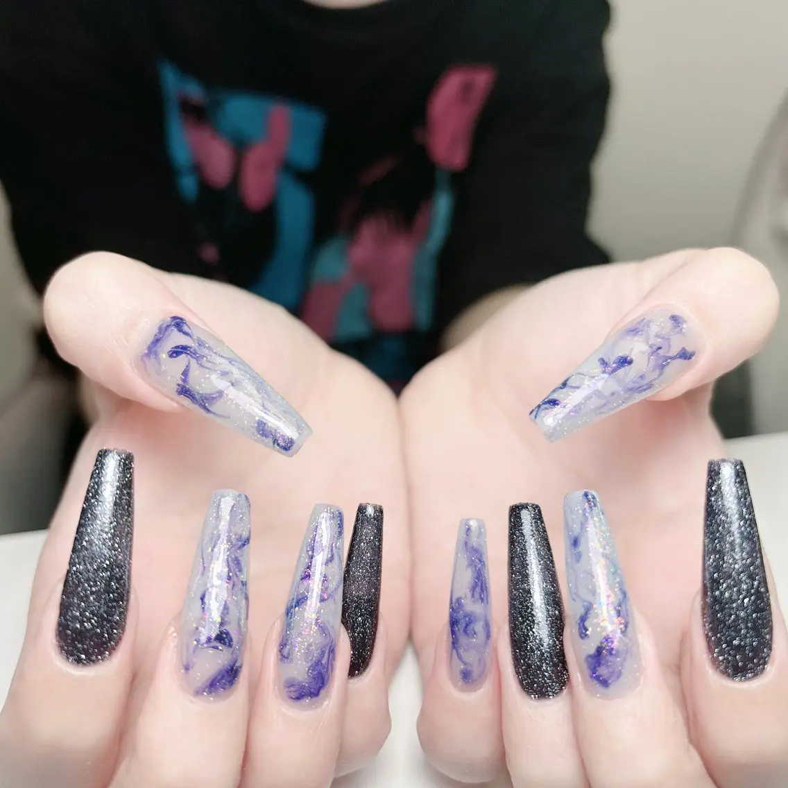 ネイル 成人式 ジェルネイル ロングネイル マグネットネイル ミディアムネイル ハンドネイル MoMoA Nail ネイル長さ出し専門店のネイルデザイン
