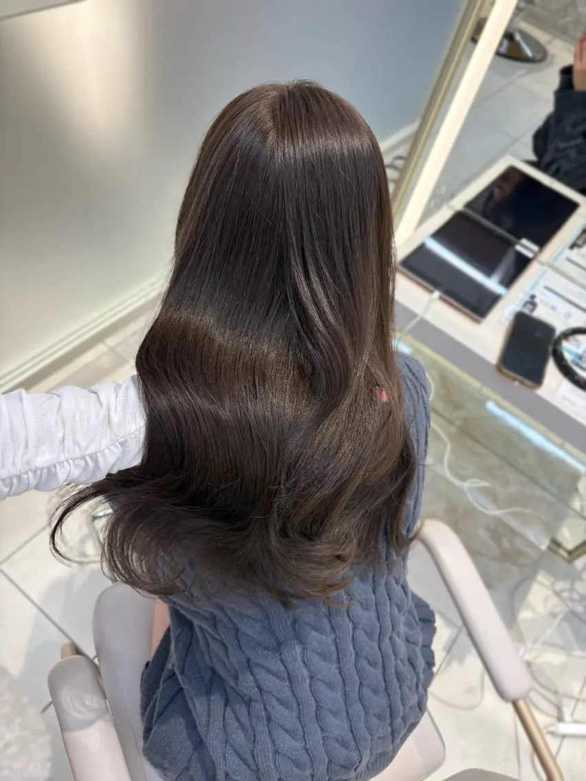 ロング カラー ヘアカラー トリートメント Hina🫧透明感 /上品/モテ🫧のヘアスタイル
