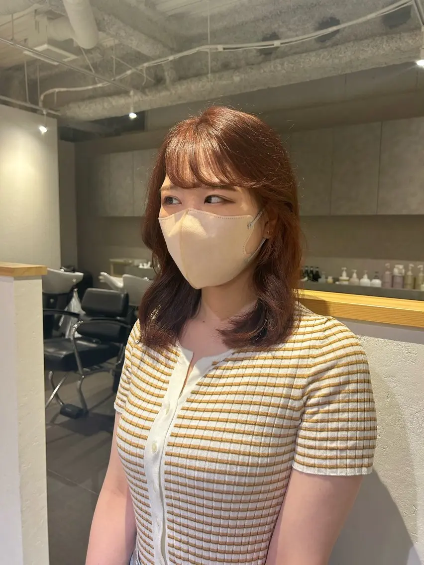 ミディアム hinano ヒナノのヘアスタイル