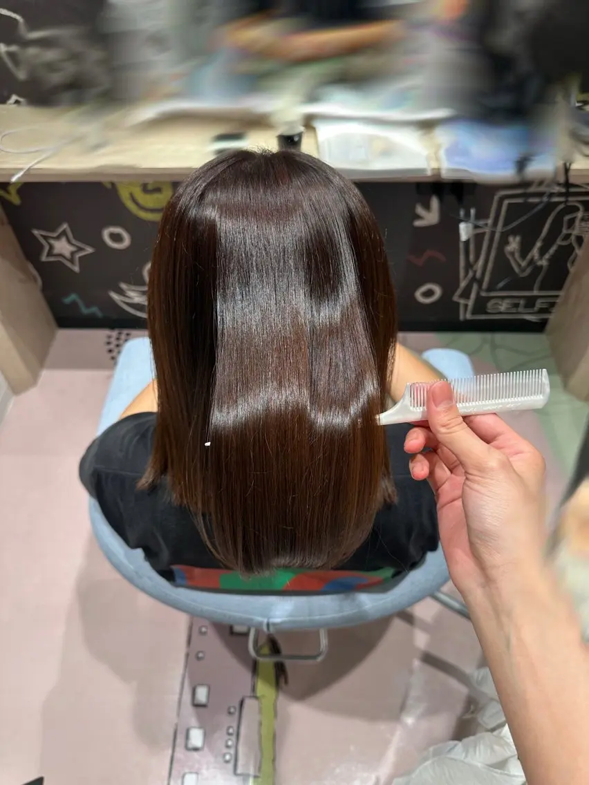 ミディアム カラー ブラウンカラー ピンクカラー 平野 佑名のヘアスタイル
