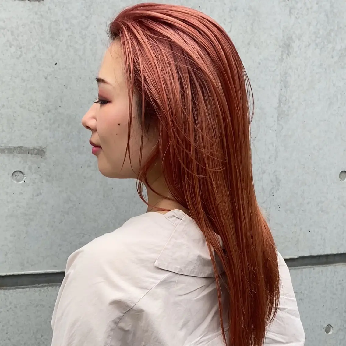 ロング カラー ブリーチ グラデーションカラー オレンジ オレンジピンク ピンクカラー ✨原宿ハイトーン ブリーチ職人菊池のヘアスタイル