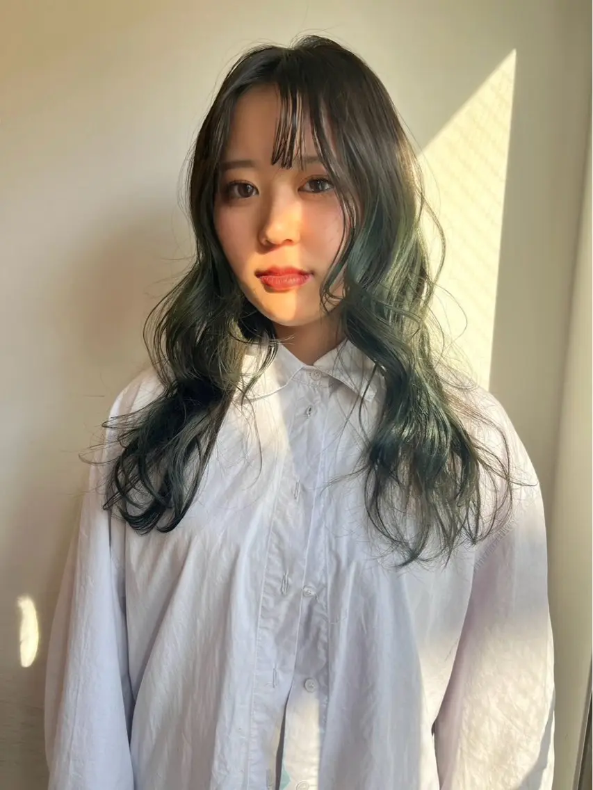 ロング ヘアアレンジ ヘアカラー 🎀suzuna 透明感colorのヘアスタイル