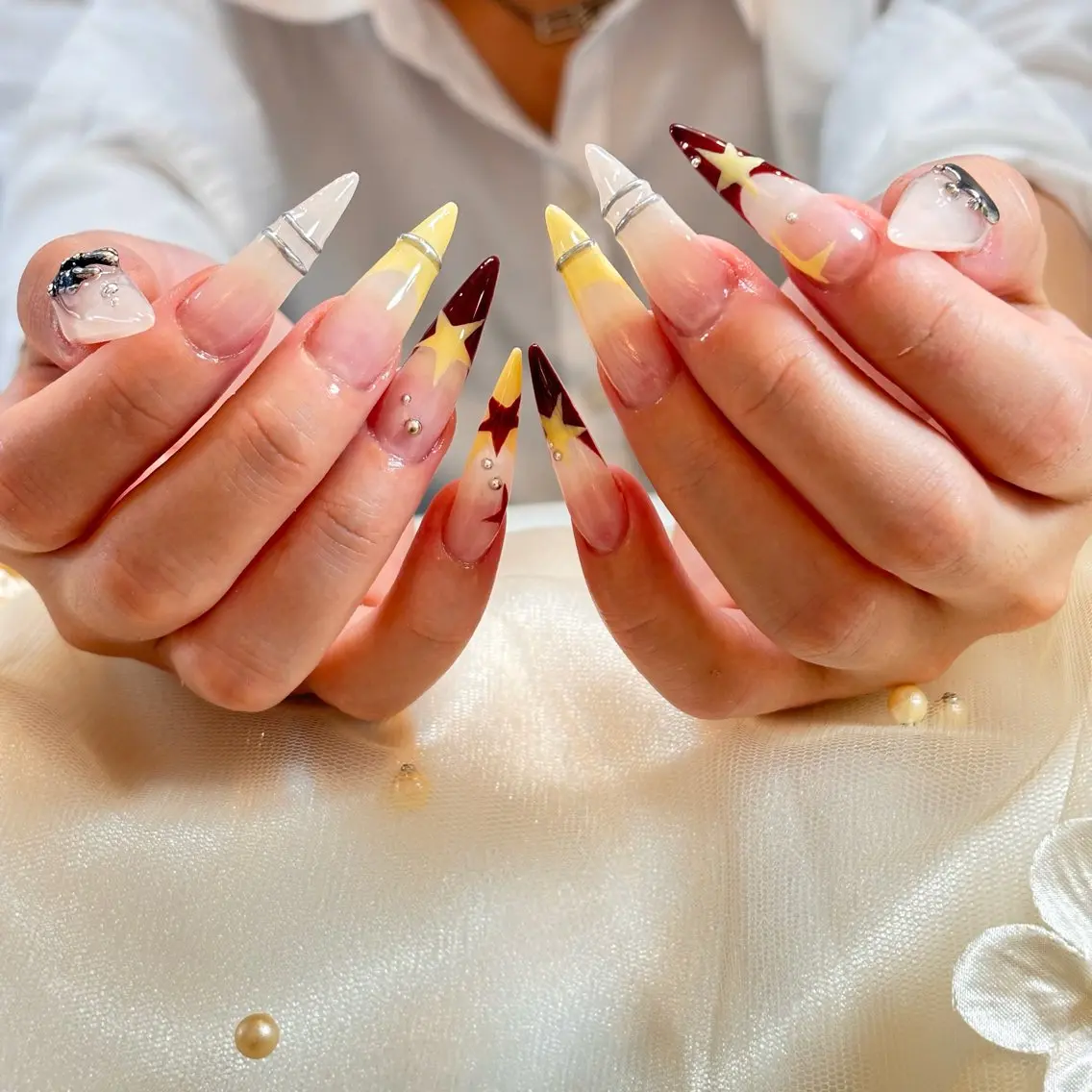 ネイル 桜ネイル 長さ出し フレンチネイル 韓国ネイル マグネットネイル ハンドネイル Kiwami nailsalonのネイルデザイン