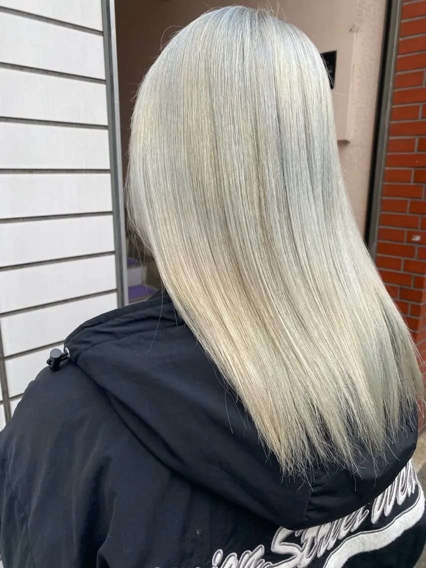 ミディアム 🌈ブリーチ コーンロウ🌈ENOのヘアスタイル