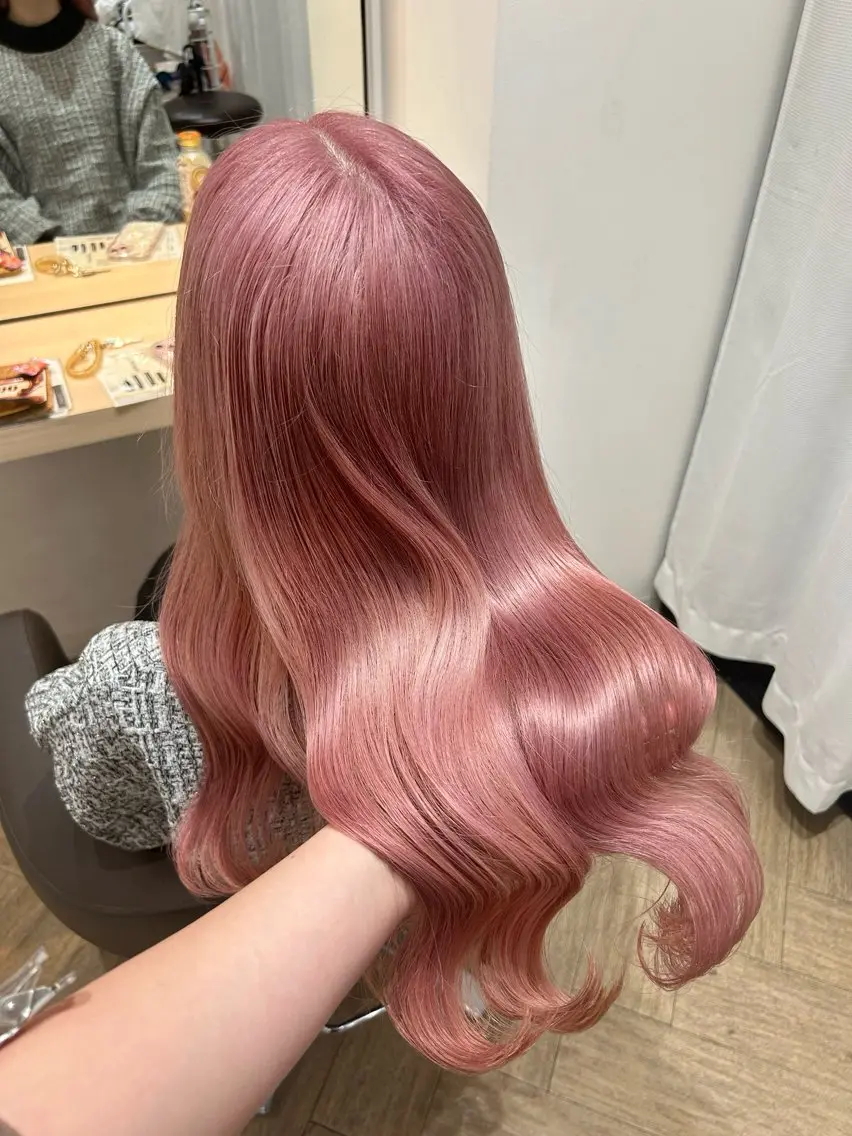 ロング カラー カット ヘアカラー トリートメント 砂野 真璃奈のヘアスタイル