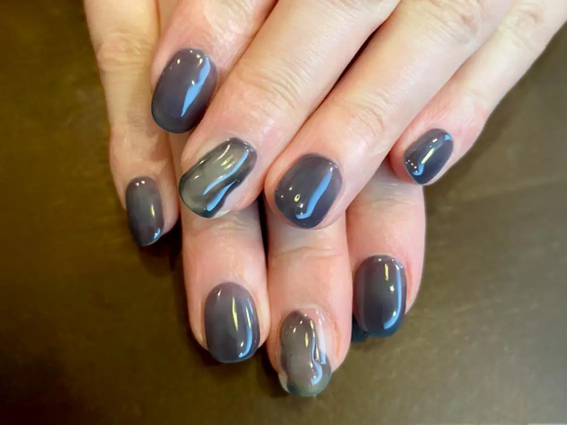 ネイル ニュアンスネイル K. Airiのネイルデザイン