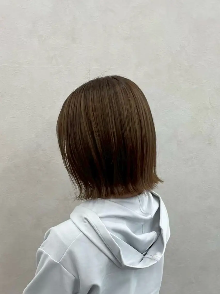 ショート カラー ベージュカラー ボブ 外ハネヘア カット ヘアカラー トリートメント ショート/ボブ/ 透明感カラー🌿神永のヘアスタイル