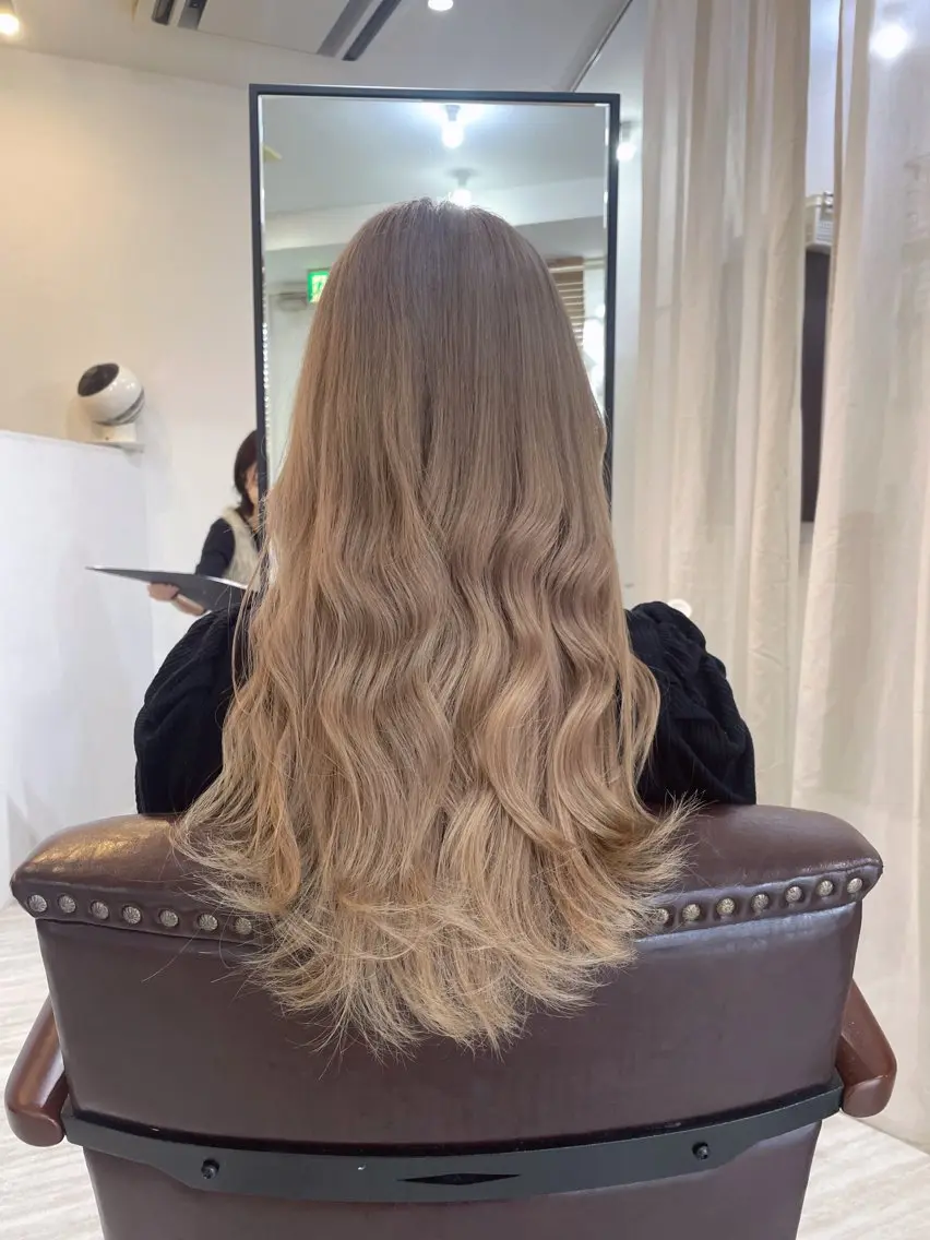 ロング カラー 美髪✨艶髪✨髪質改善 カラー特化❣大石優奈のヘアスタイル