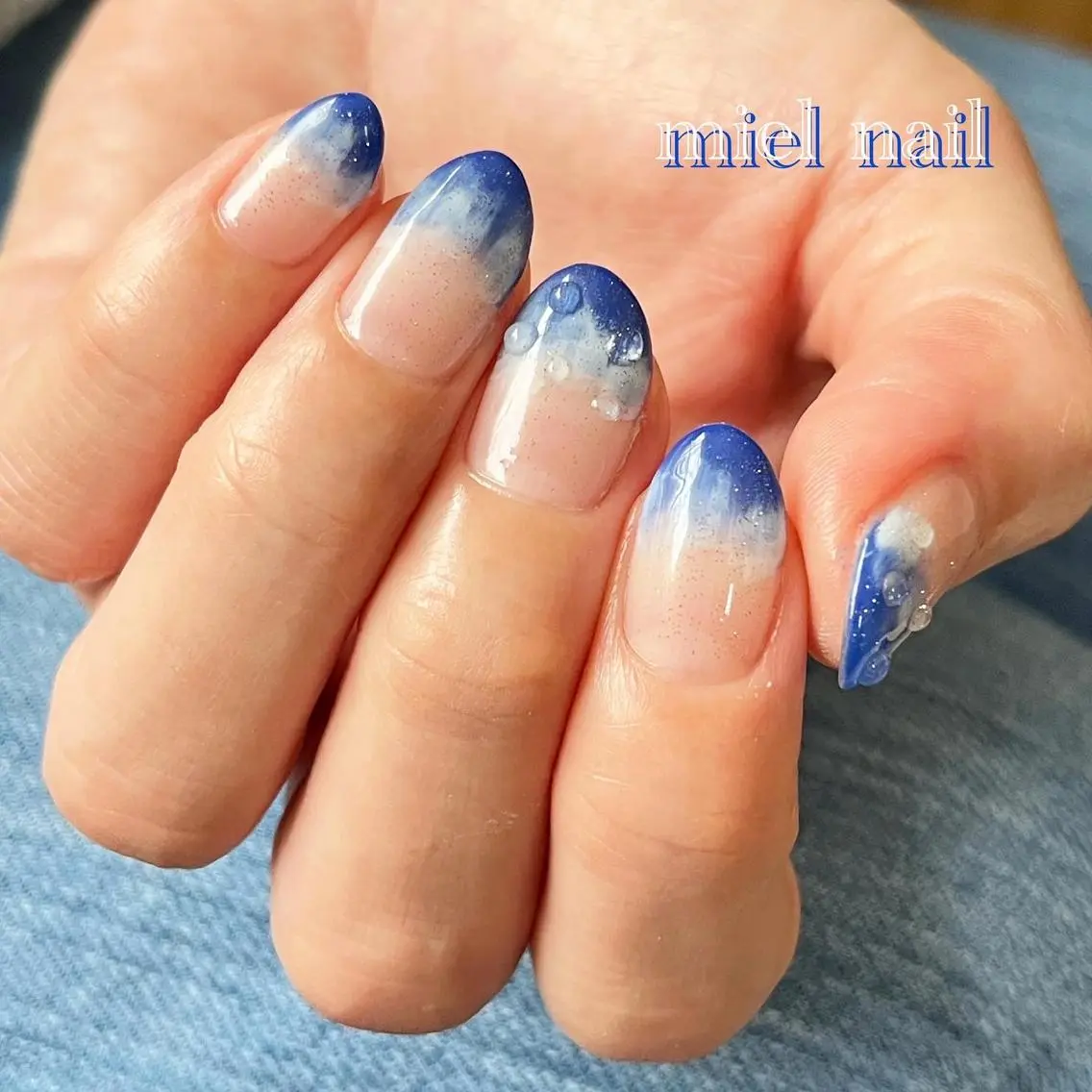 ネイル ブルー グラデーション 夏ネイル miel nailのネイルデザイン