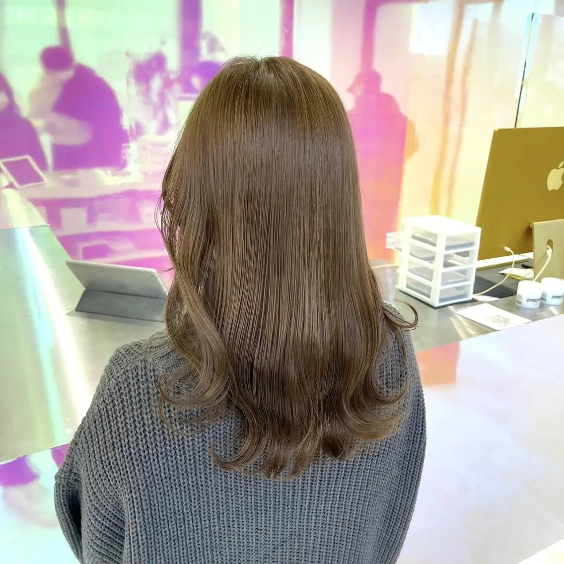 ロング カラー ウルフカットマスター みつきのヘアスタイル