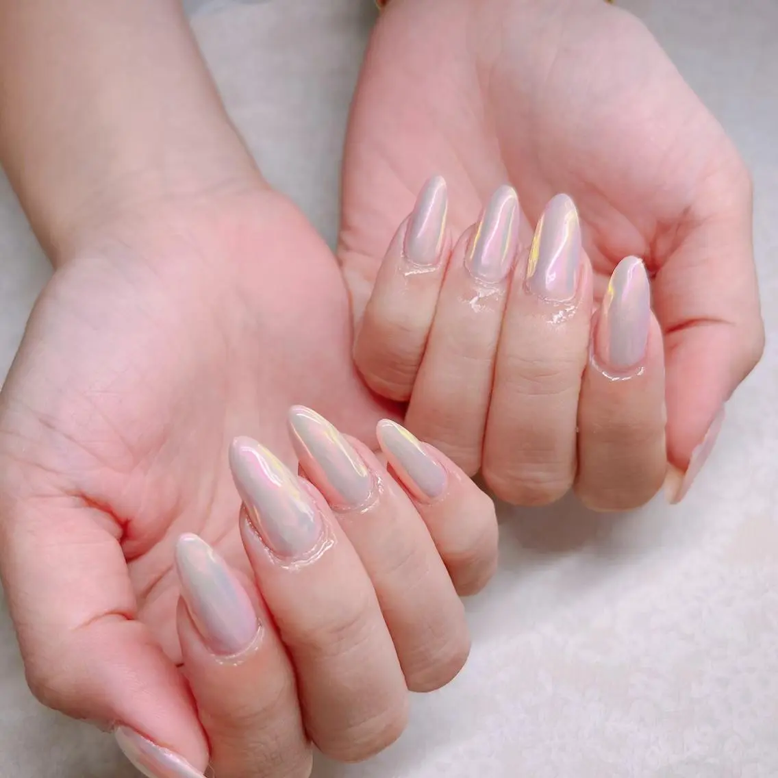 ネイル ミラーネイル UNELMA _ERIKAのネイルデザイン