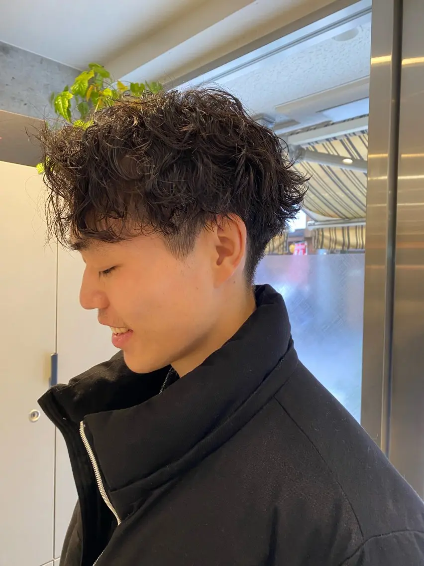 ショート パーマ メンズ カット パーマ メンズ得意です💥 ハユカといいます❗️のヘアスタイル