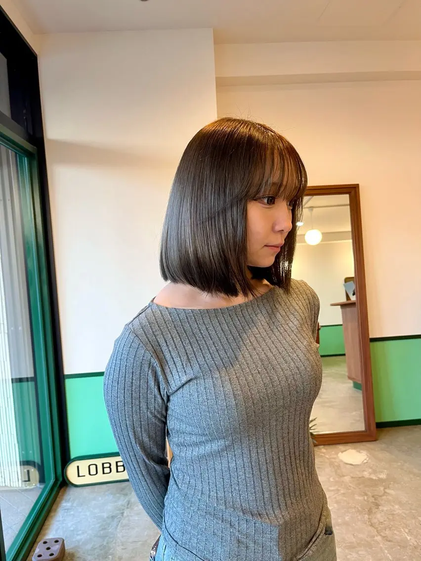 ショート カット ヘアカラー LOBBY HIMERIのヘアスタイル