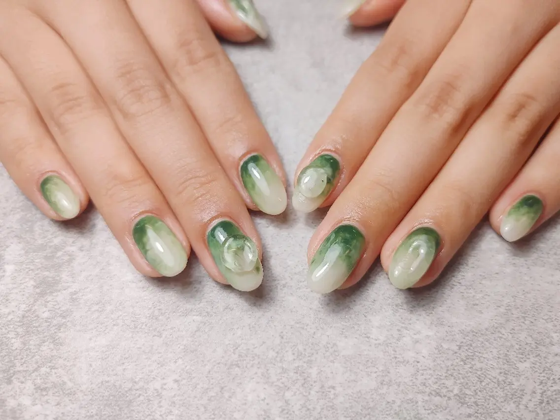 ネイル 持ち込み ニュアンスネイル ぷっくりネイル ハンドネイル 角村 めぐみのネイルデザイン