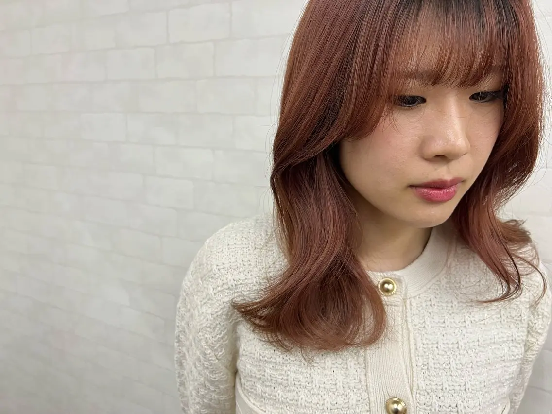 ミディアム 顔周りカット 韓国風ヘア レイヤーカット 藤野 莉奈のヘアスタイル