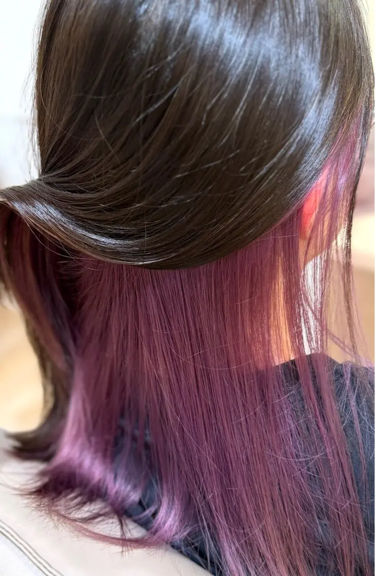 ロング カラー ブリーチ インナーカラー ピンクカラー ヘアカラー 暖色カラー🩷/ スパ/Nonのヘアスタイル