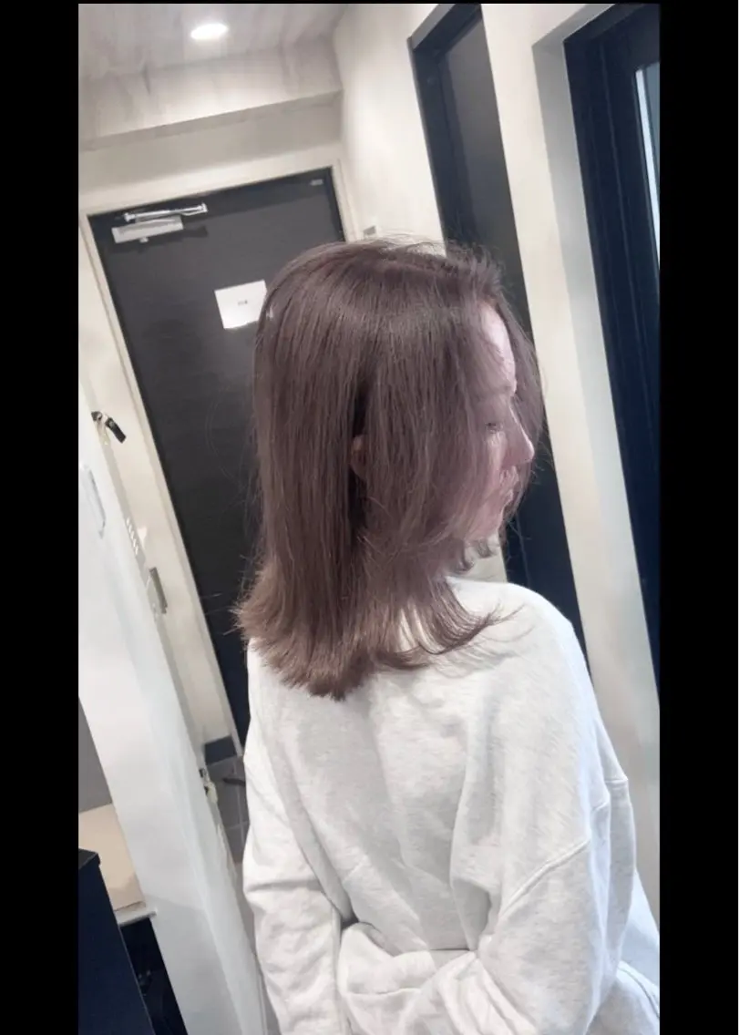 ミディアム カラー ヘアカラー トリートメント タニ ユウのヘアスタイル