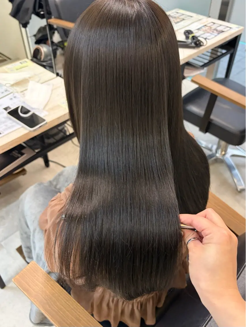 セミロング カラー 🥀韓国ヘア🥀 宮津真菜のヘアスタイル