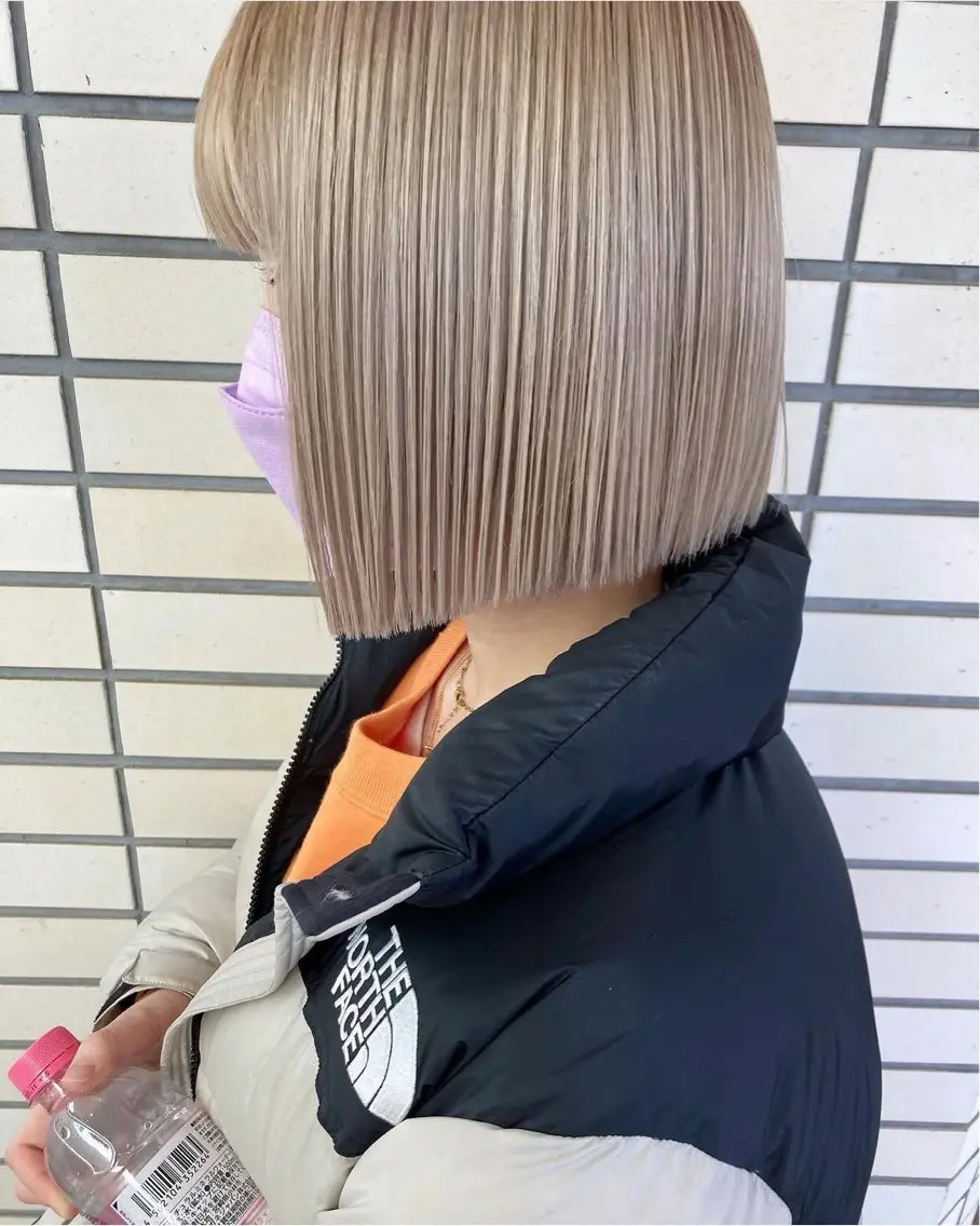 ミディアム ワンカラー/ WARPミユのヘアスタイル