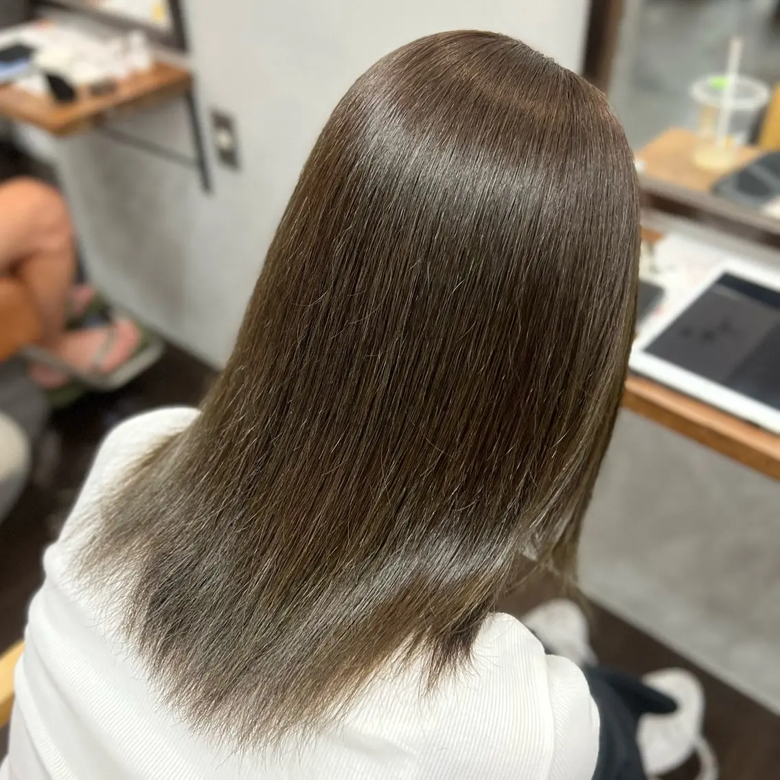 ミディアム カラー グレージュ オリーブグレージュ オリーブグレー 似合わせカット ✖️美髪 / はるなのヘアスタイル