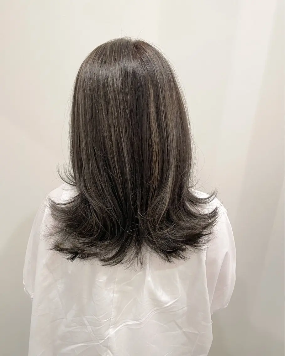 セミロング カラー ハイライトカラー ハイライト ニュアンスカラー🫧 加納のヘアスタイル