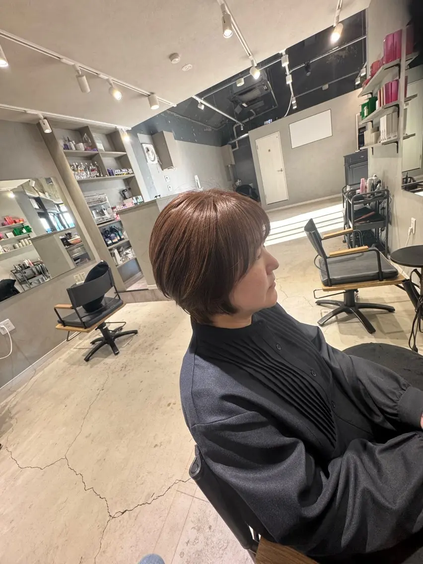 ショート カラー ショートヘア サイドバング カット ヘアカラー トリートメント 森 祥吾のヘアスタイル