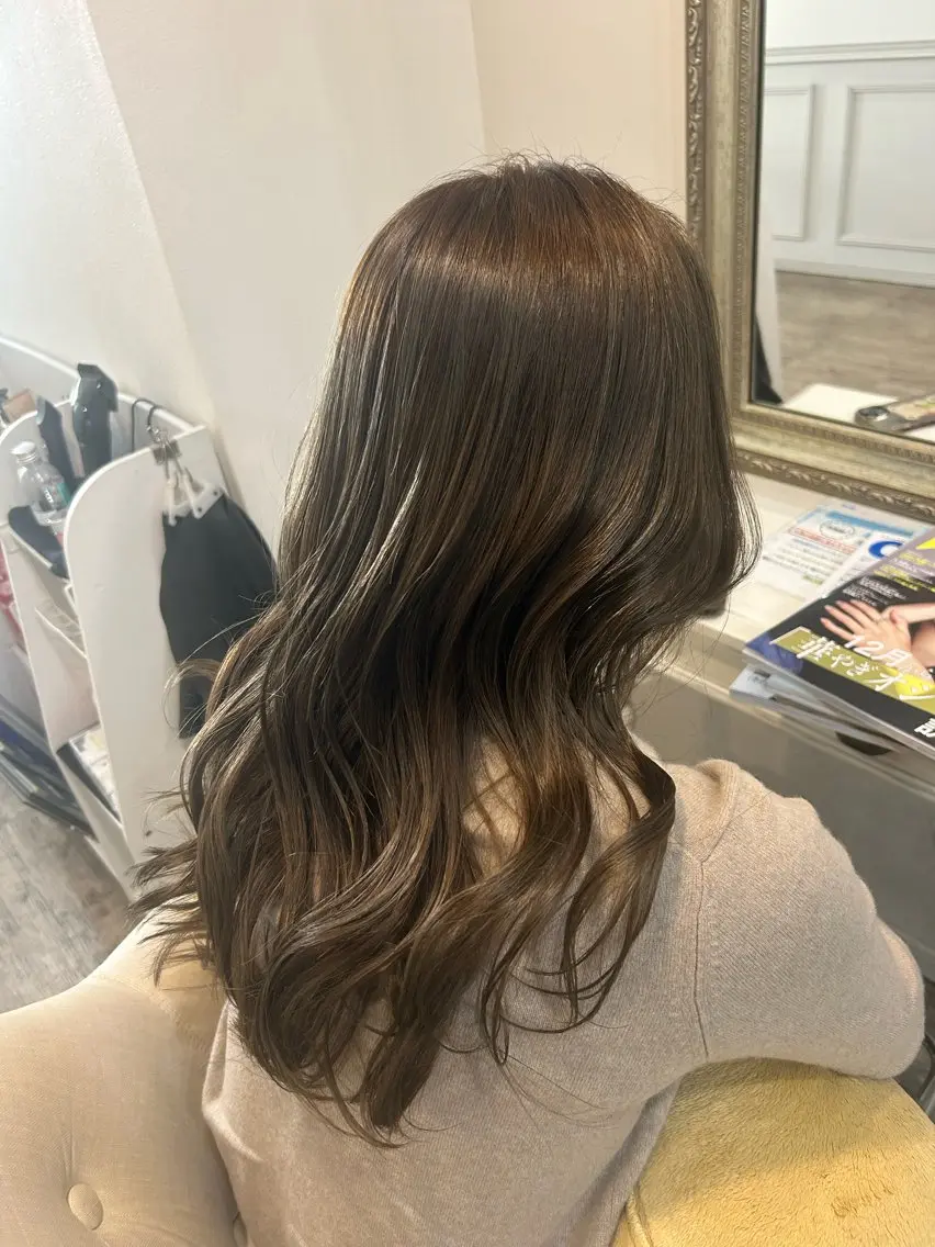 ロング カラー ヘアカラー roussy. renkaのヘアスタイル