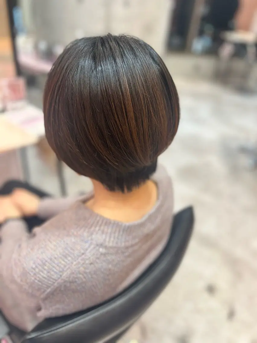 ショート 艶髪特化矯正カット ✨️MOMOEのヘアスタイル