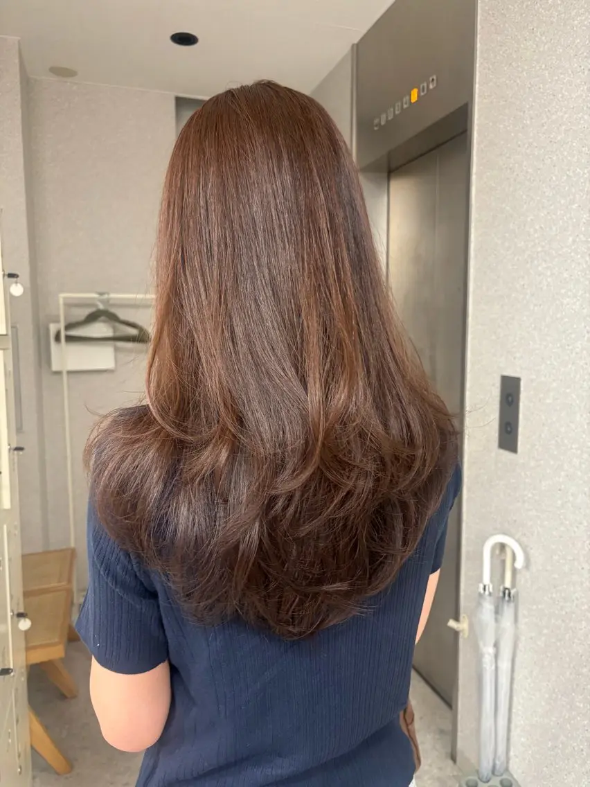 セミロング カラー ヘアアレンジ ブリーチ 透明感カラー ブリーチなしカラー トリートメント ヘアカラー トリートメント 艶カラー￤モテヘア￤ まなみ🎀💞のヘアスタイル