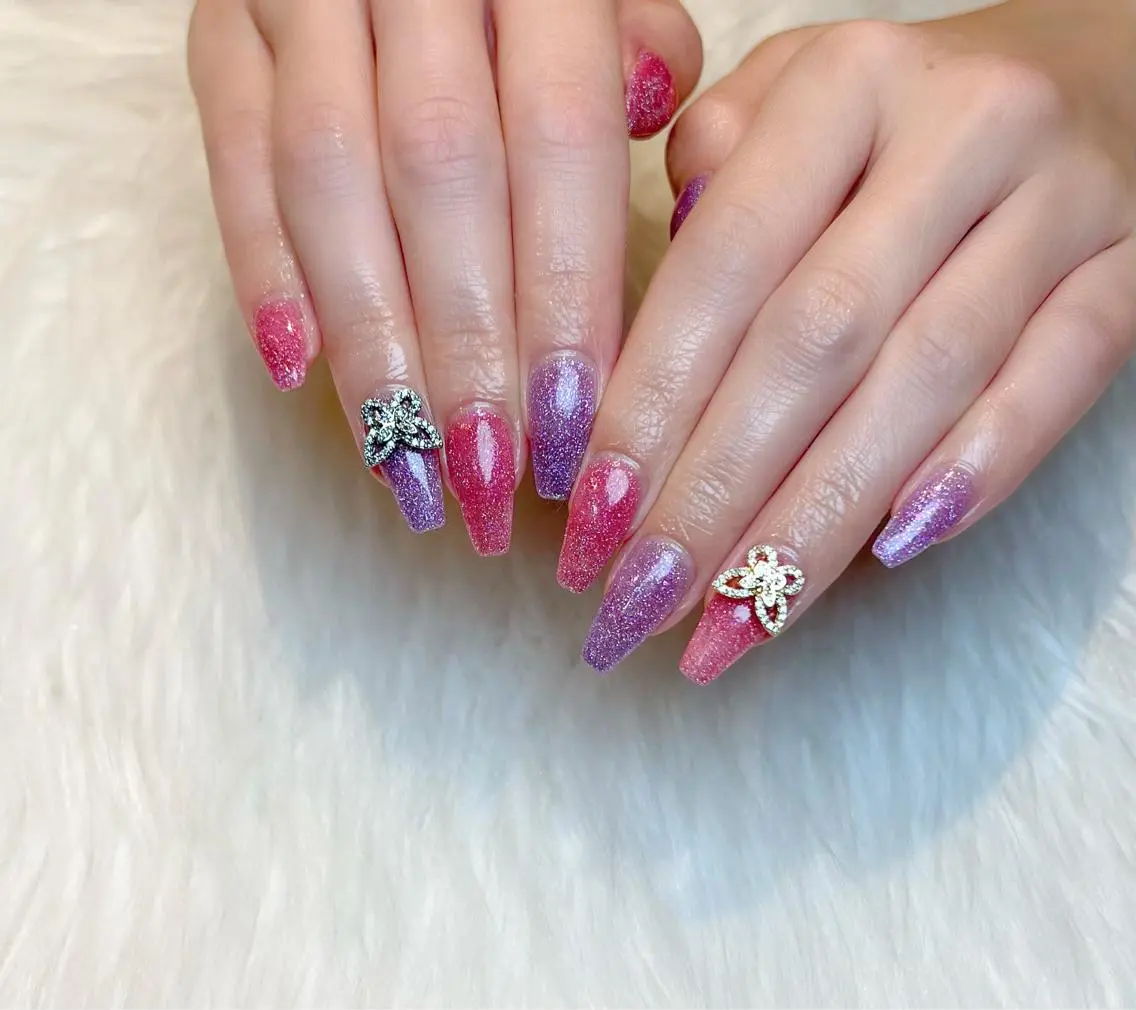 ネイル フラッシュネイル Lino+ ネイル&よもぎ蒸しのネイルデザイン