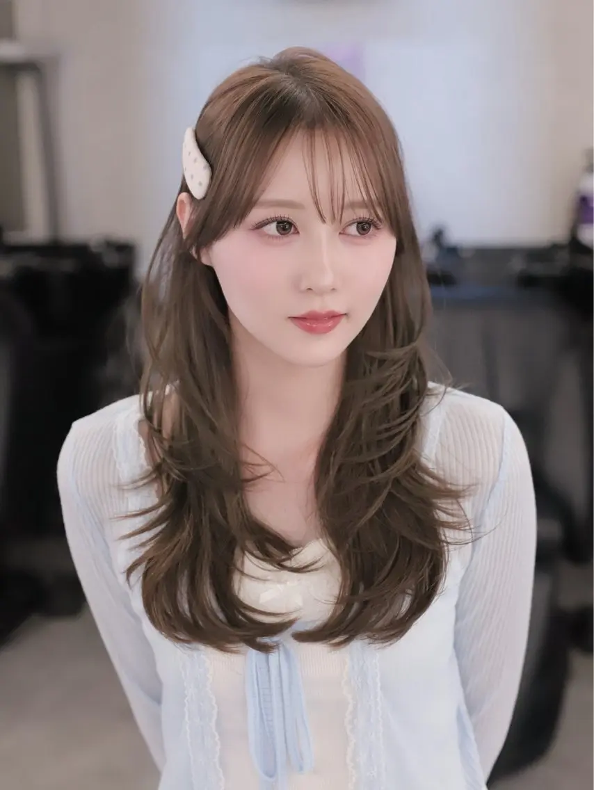 ロング カラー 韓国風ヘア レイヤーカット カット ヘアカラー トリートメント 盛れる顔周りカット ♥️韓国ヘア"ちぇるのヘアスタイル