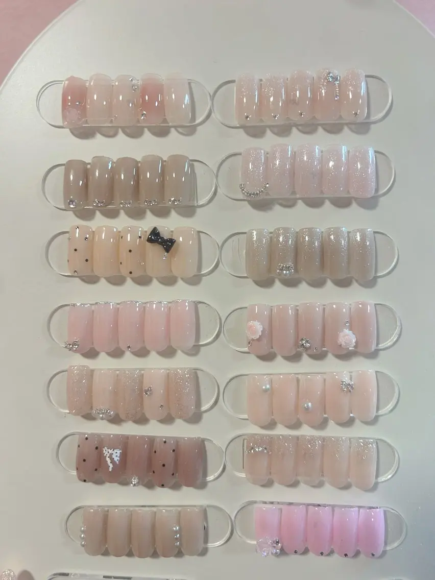 ネイル ハンドネイル EmaNail🎀 Haaruのネイルデザイン