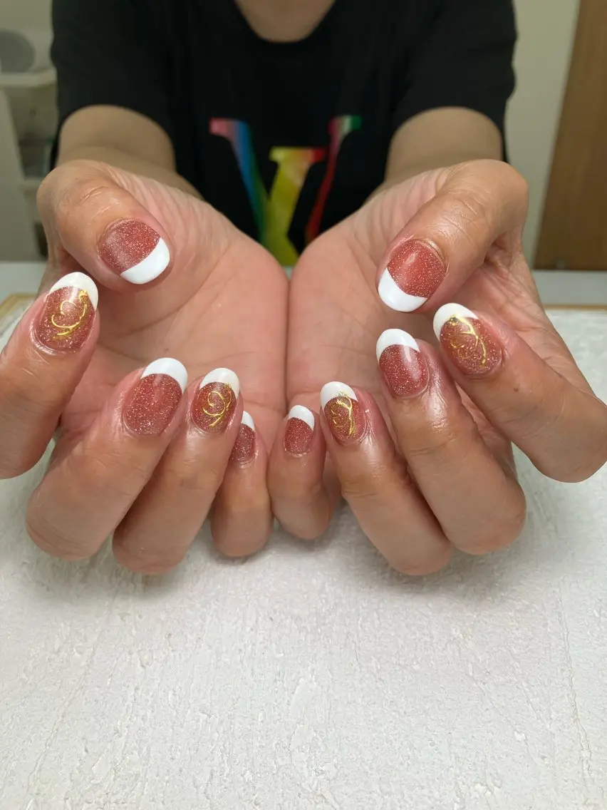 ネイル アートネイル ブラウン フラッシュネイル フレンチネイル ジェルネイル 自宅サロンBloom 橋本のネイルデザイン