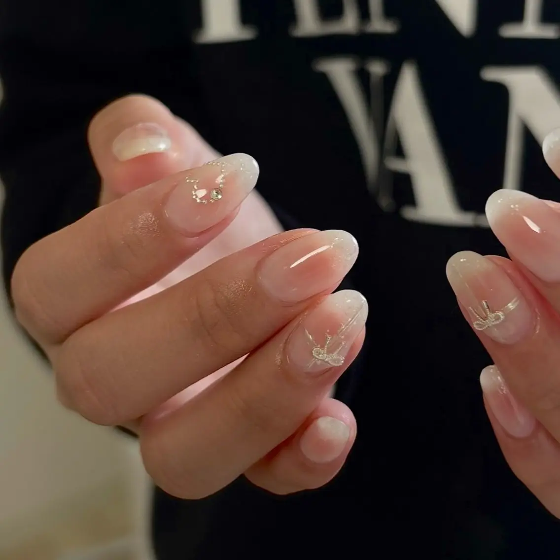 ネイル チークネイル ハート ハンドネイル moufu.nail /sayaka 本町のネイルデザイン