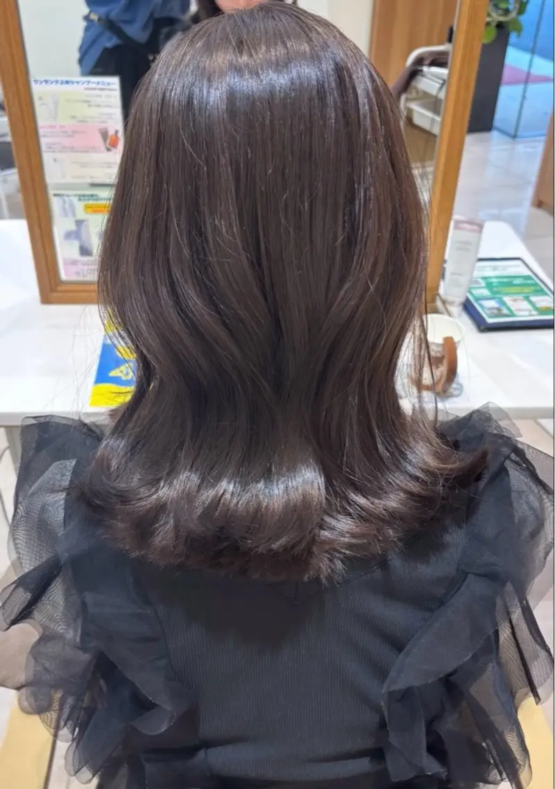 ミディアム 川又 愛美のヘアスタイル