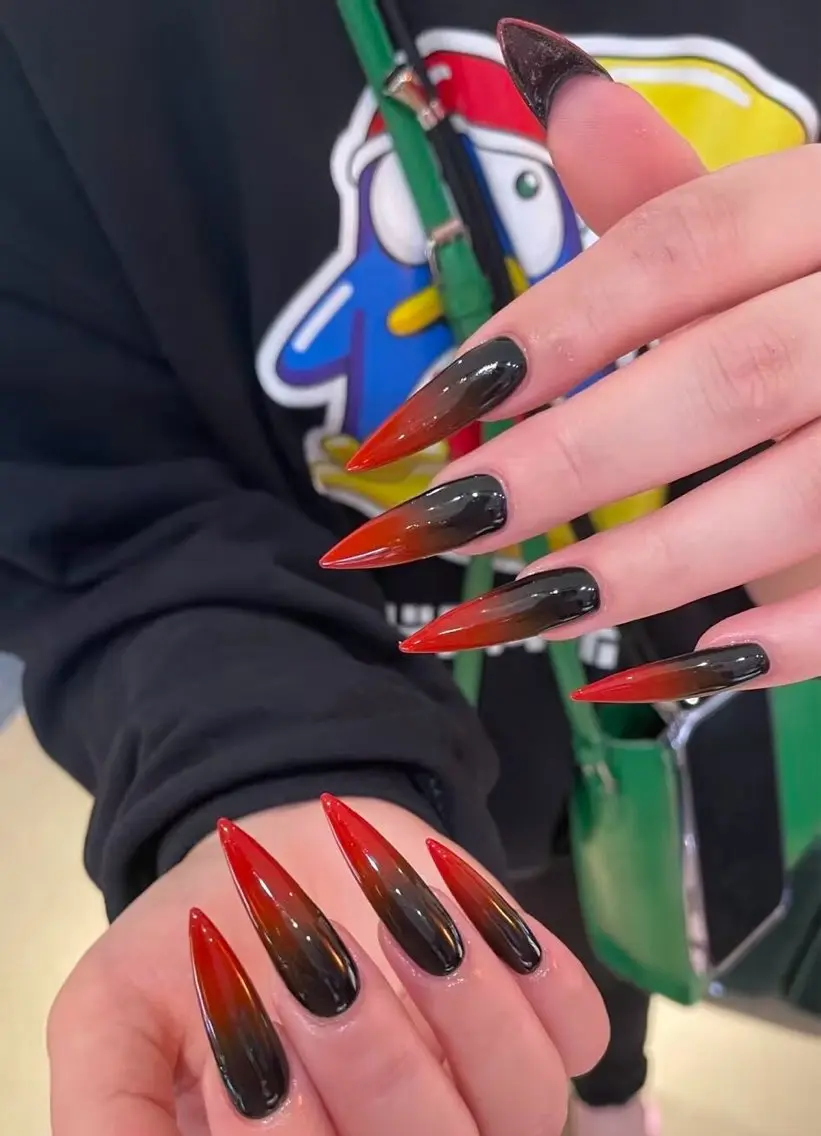 ネイル アートネイル オーロラネイル チークネイル フレンチネイル ガラスフレンチ ハンドネイル 🎀🎀YooLi Nail Salonのネイルデザイン