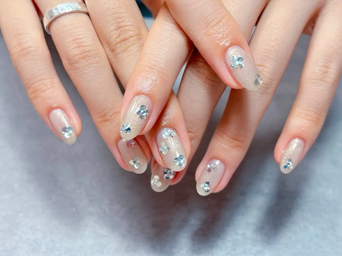 ネイル ハンドネイル ハンドケア 💫ゆか_ Nailartistのネイルデザイン