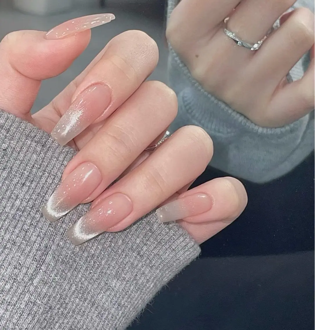 🧸チップ長さだし🎀マグネットフレンチの写真