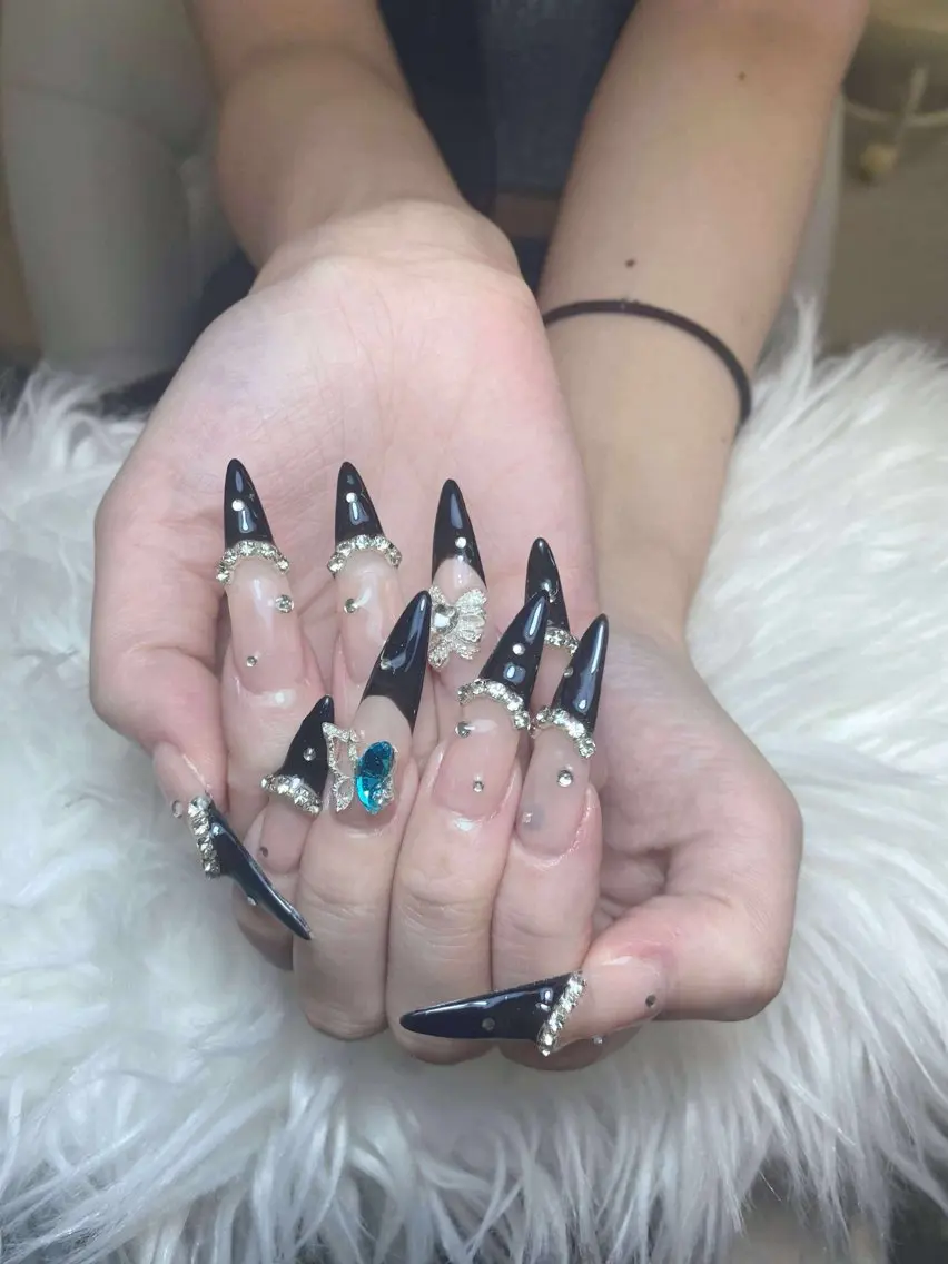 ネイル ハンドネイル ANH NAIL ゴテゴテ専門店💎のネイルデザイン