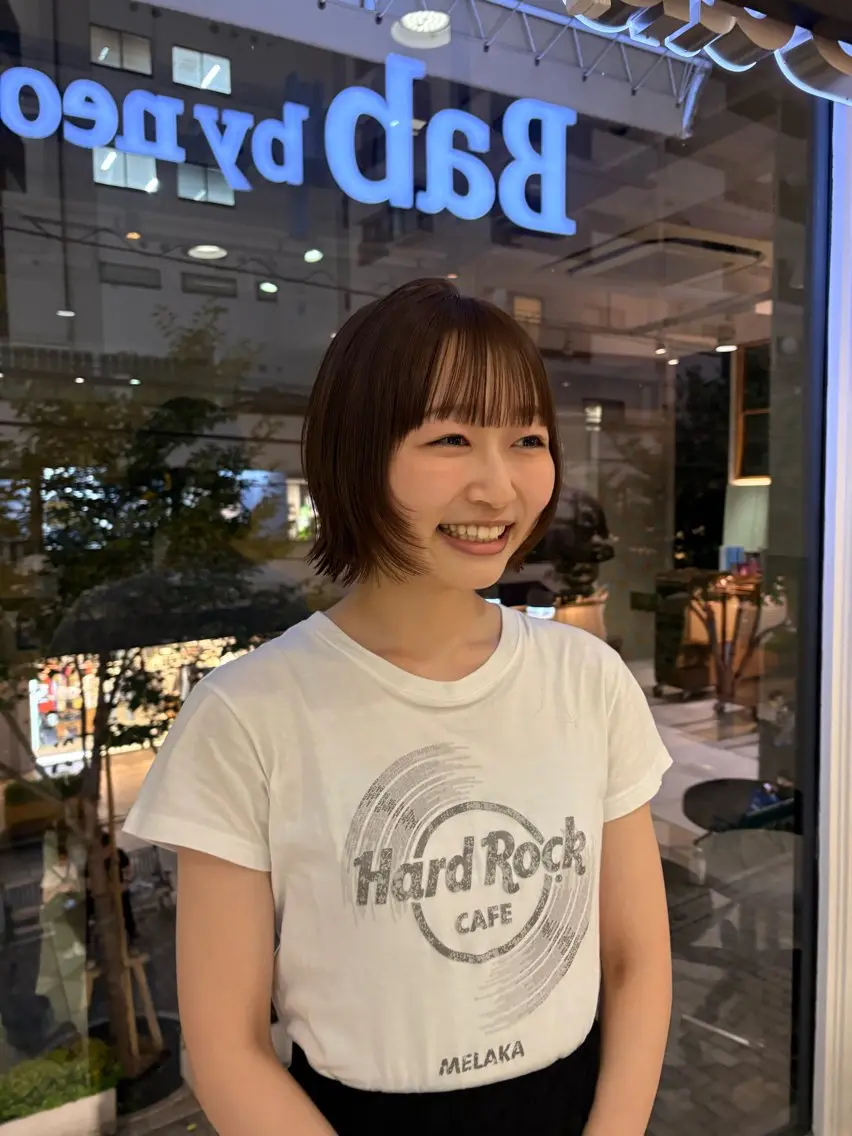 ショート 切りっぱなしボブ ボブ レイヤーカット カット ヘアカラー 菅沼 紀世/顔周りレイヤーのヘアスタイル