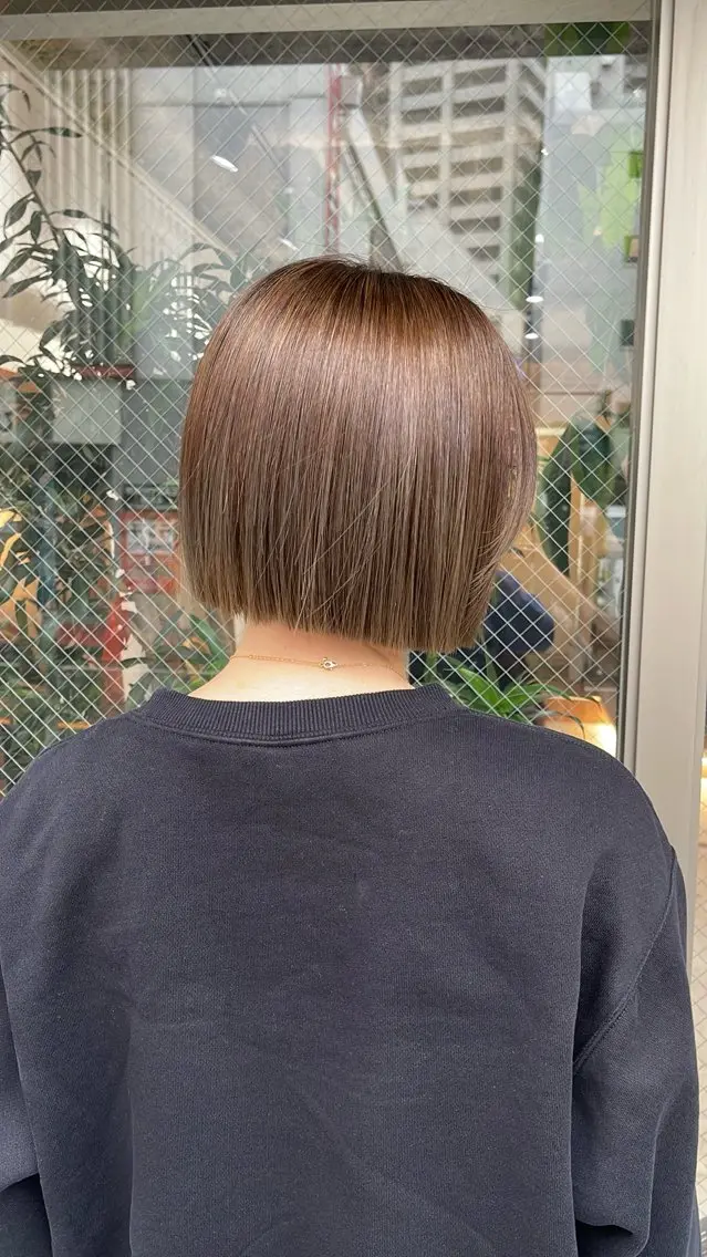 ショート カラー ボブ カット ヘアカラー トリートメント 🩵ボブ/レイヤー /髪質改善🩵のヘアスタイル