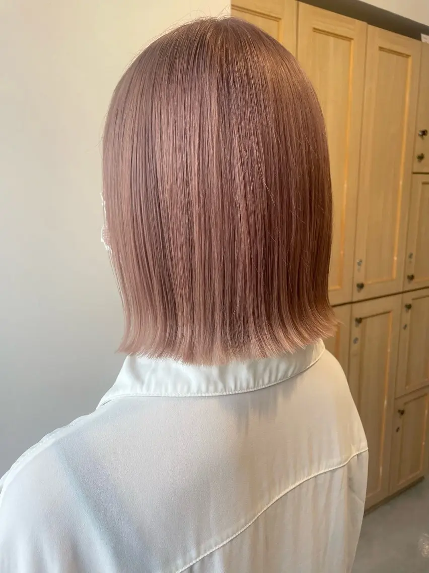 ショート カラー 切りっぱなしボブ ベージュカラー オレンジ オレンジベージュ ボブ ヘアカラー トリートメント 平澤 萌香のその他イメージ