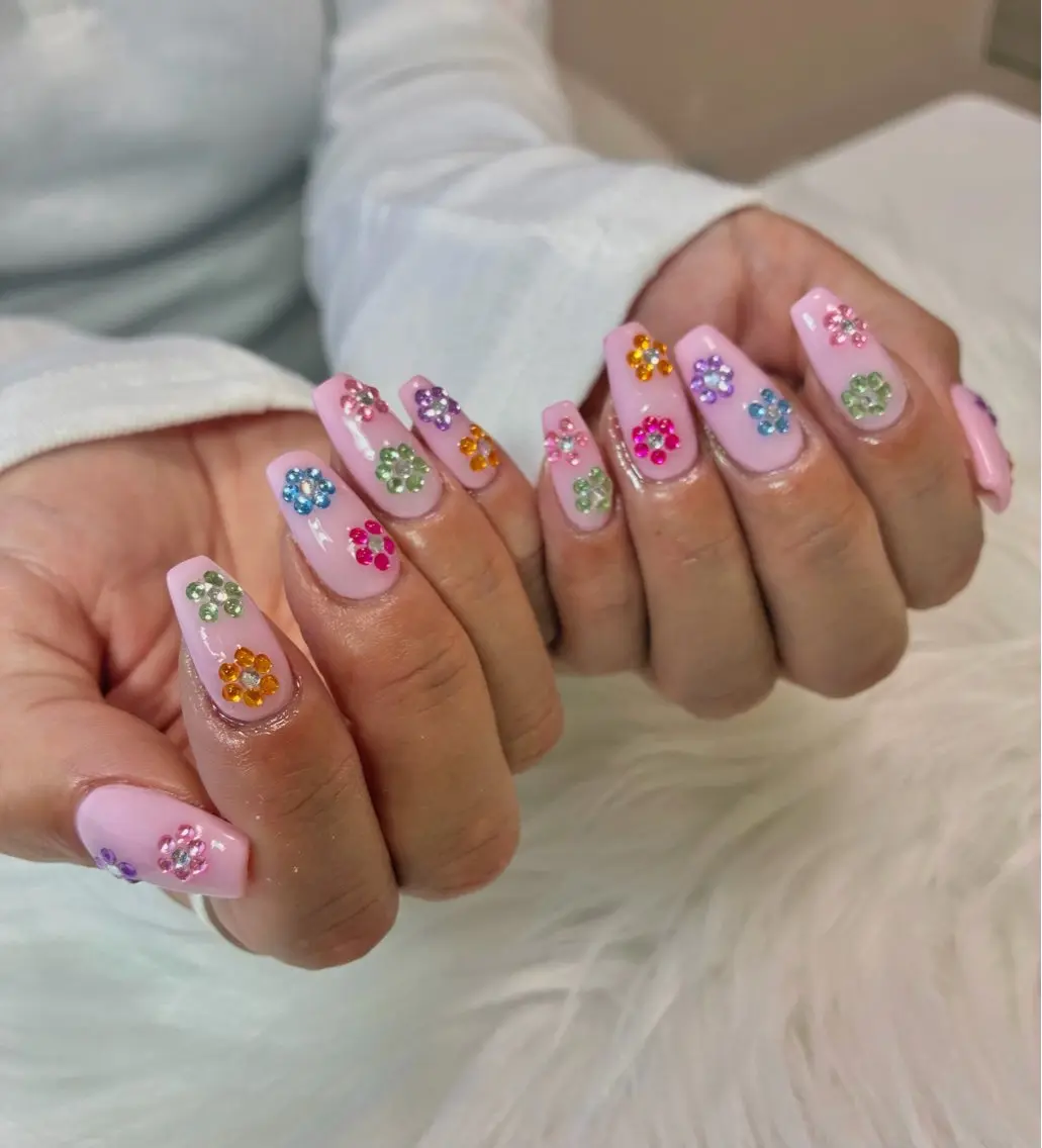 ネイル ハンドネイル 伊藤 菜緒のネイルデザイン