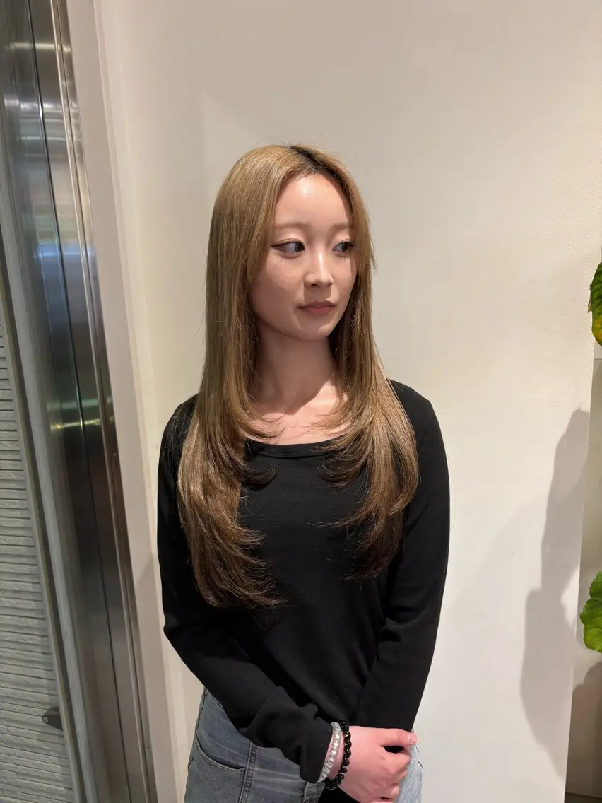 ロング カット トリートメント 神田 音羽のヘアスタイル